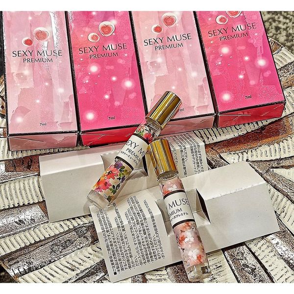 46e6037c66bd031cbbf9c3dee243fc65_b367ffd461294bfaa13973b24b227d78_grande nước hoa vùng kín