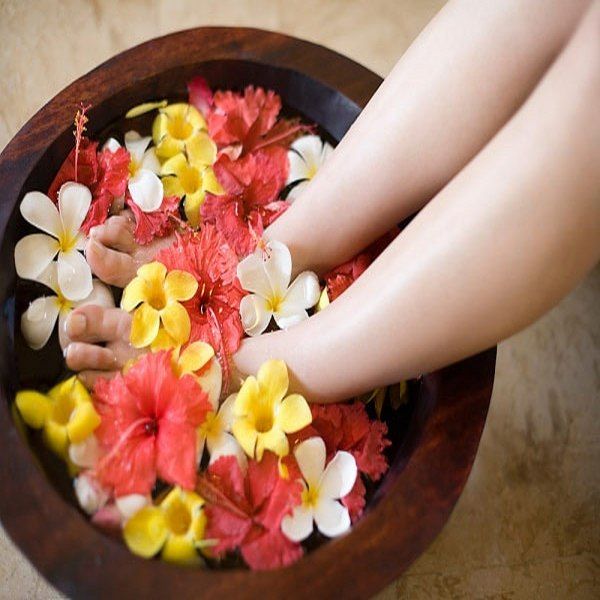 Mẹo giúp chống hôi chân khi đi giày