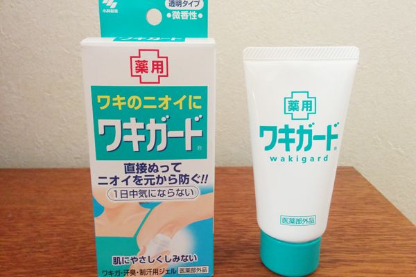 gel_lan_khu_mui_kobayashi_nhat_ban2_27f791839b764d92b58804c5b648567e_grande Gel khử mùi hôi nách Kobayashi