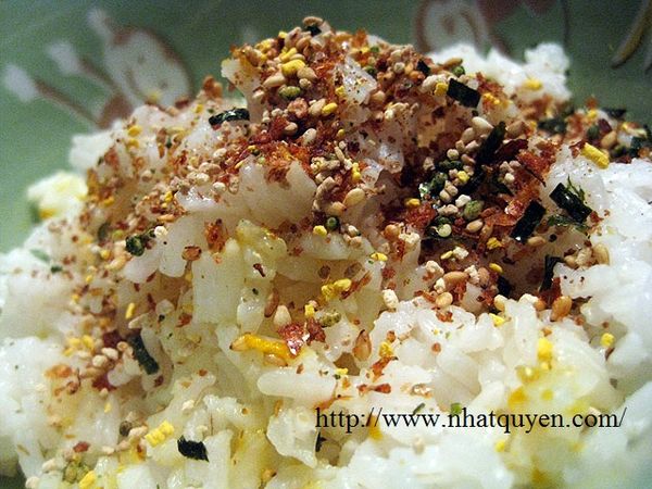 gia-vi-rac-com-nhat-ban-furikake_grande