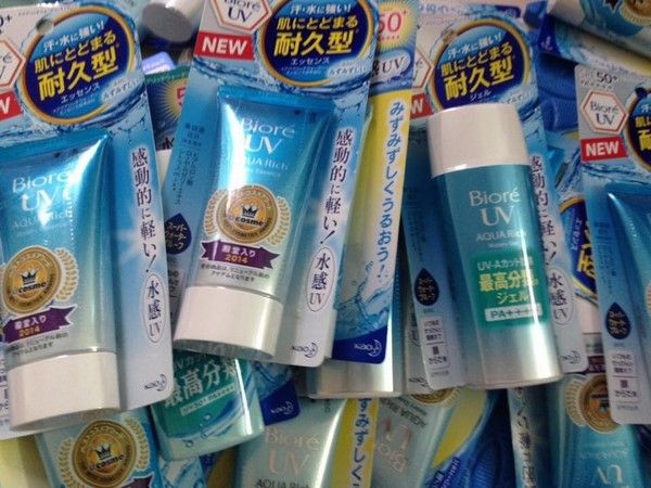 kem_chong_nang_biore_aqua_rich_watery_gel_69dd7cc14d8c4e4aa59b901632b72662_grande Kem chống nắng Biore Aqua Rich Watery Gel