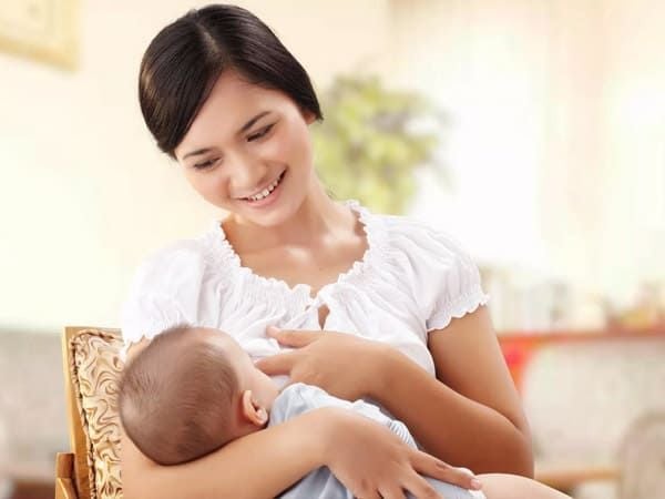 me_sau_sinh1_640fec55cc0c4019a711af18a740591d_grande sản phẩm cho mẹ sau sinh