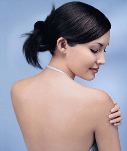 mun_lung6_c518eb814b2343c3a9f0d982ca57b54e_grande mụn lưng