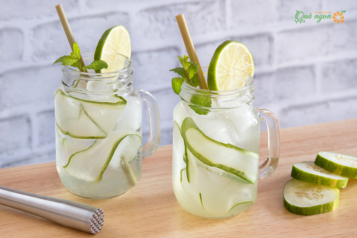 Nước chanh dưa chuột là công thức detox giảm cân được nhiều chị em áp dụng để thanh lọc cơ thể và giảm cân