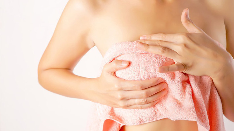 Uống thuốc tiêu sữa có nên vắt sữa không, cần lưu ý gì